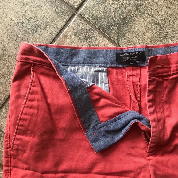 Banana Republic ‘EMERSON SHORT’ - Picture 1 of 4